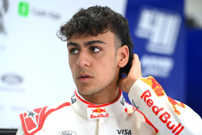 アービッド・リンドブラッド（レーシングブルズ）