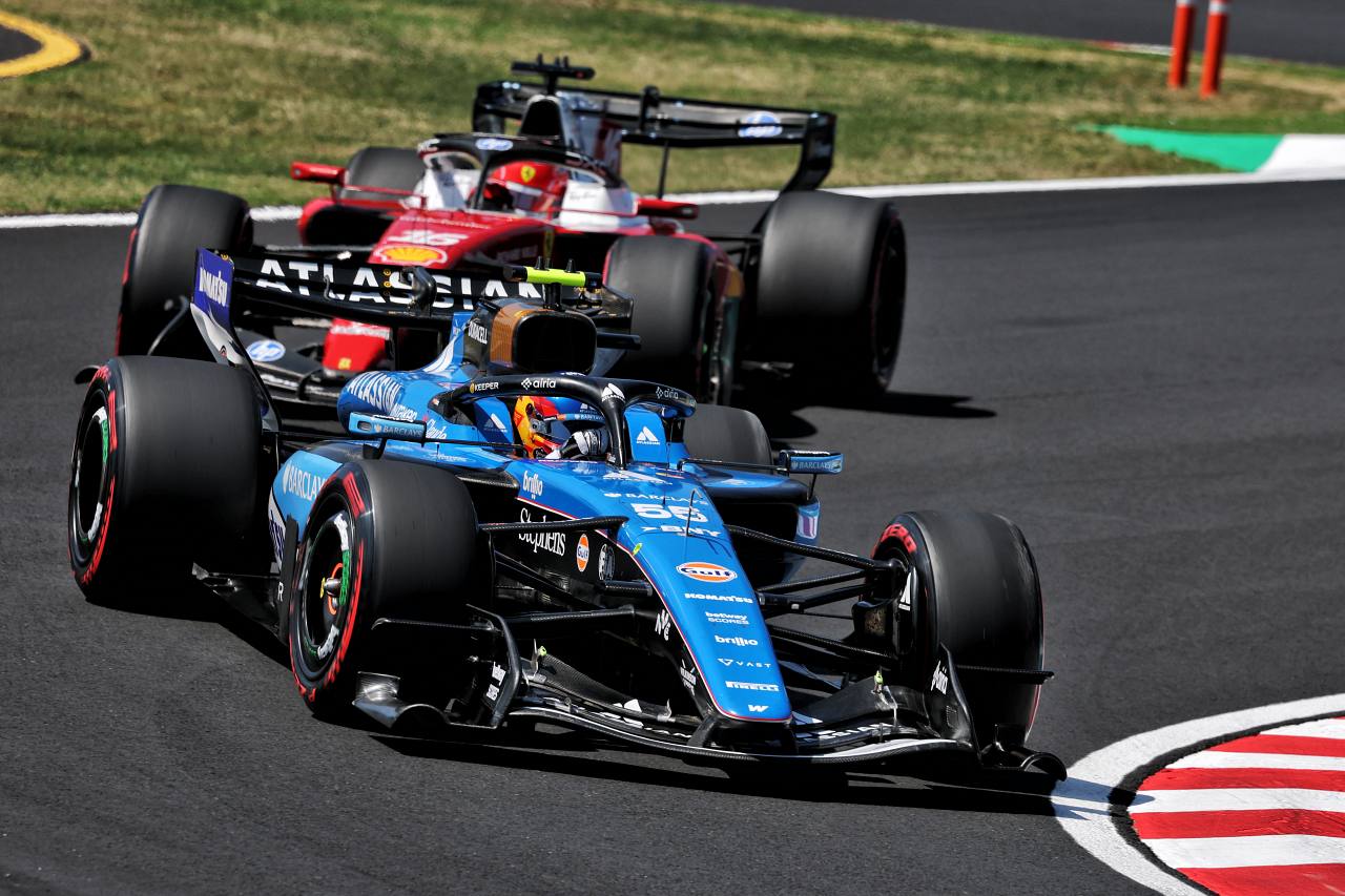 ウイリアムズF1×アニメ『ダンダダン』が異色の融合。新たなコラボレーション・プロジェクトが始動