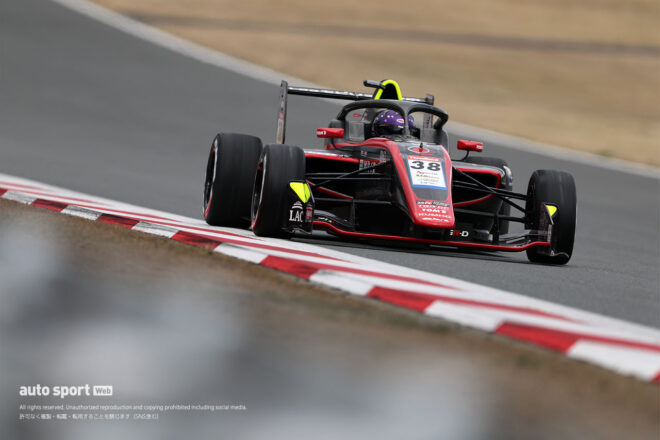 スーパーフォーミュラ・ライツが富士で開幕。三井優介と梅垣清がポールポジションを分け合う