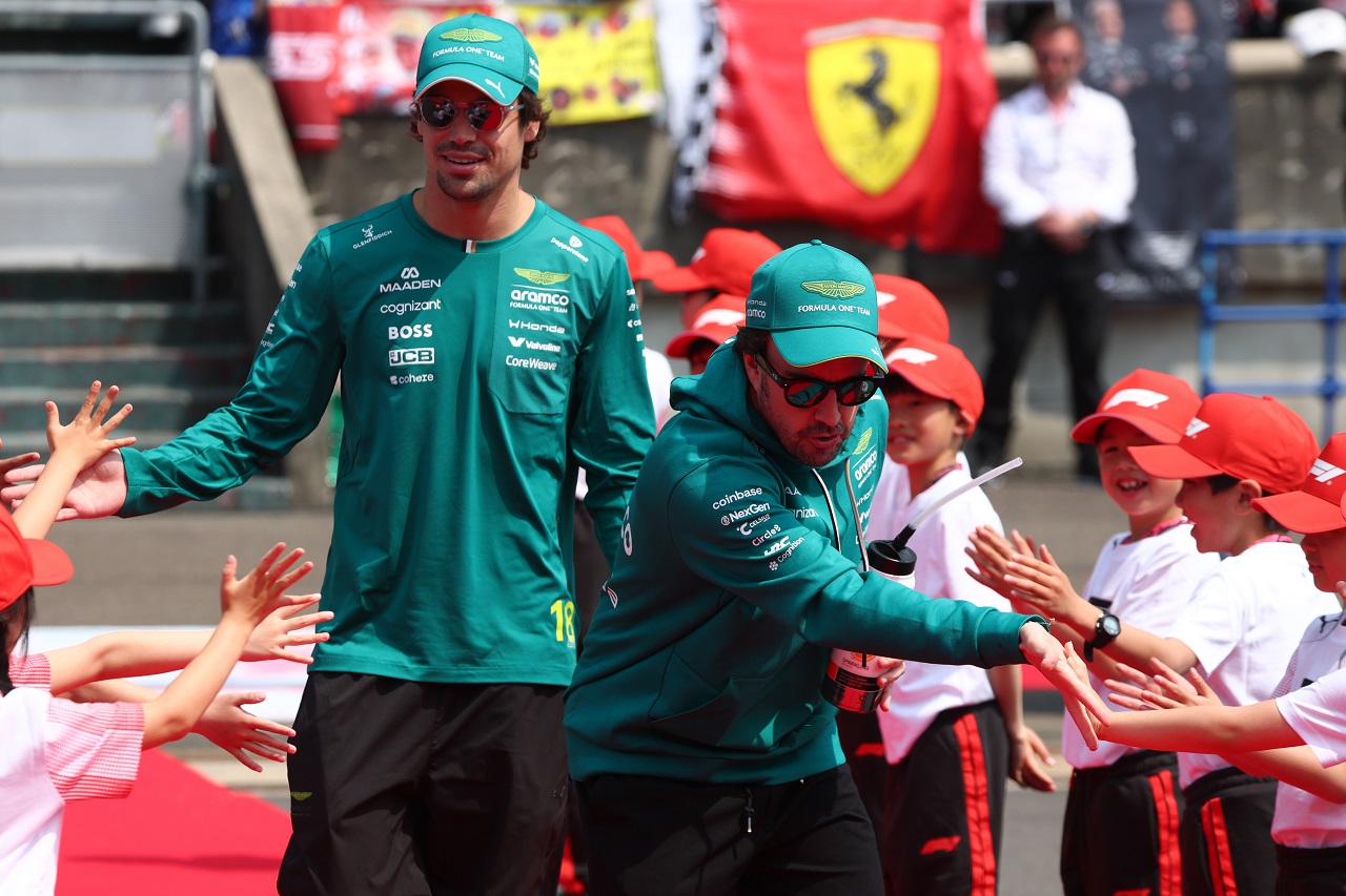 ランス・ストロールとフェルナンド・アロンソ（アストンマーティン）