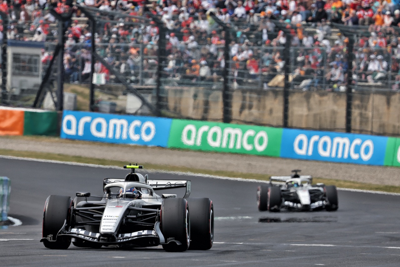 2戦連続でW完走を果たしたキャデラック　「アストンマーティンより速かった」とペレスはチームの進歩に満足　