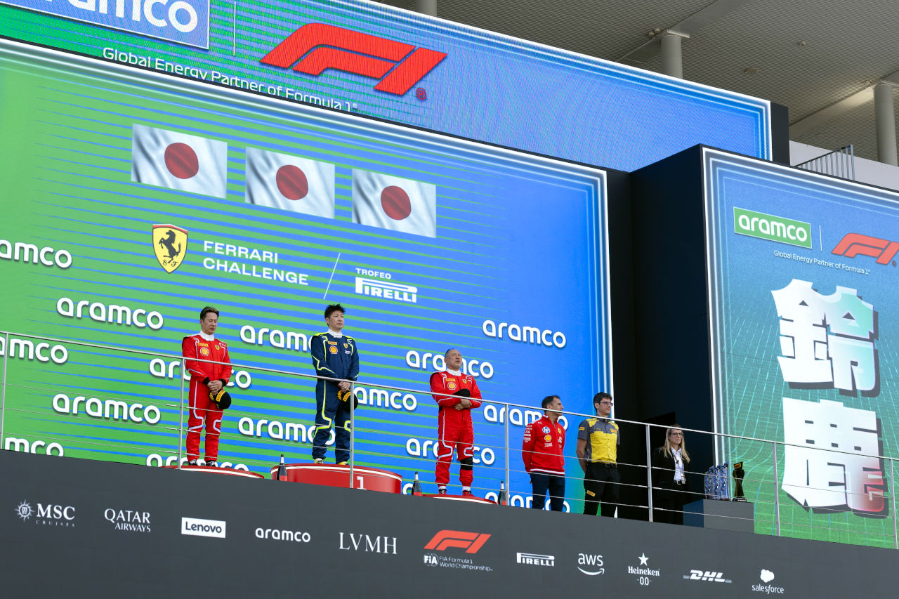 フェラーリ・チャレンジ・ジャパン2026開幕。32台の『296チャレンジ』がF1日本GPの鈴鹿で熱いバトルを展開