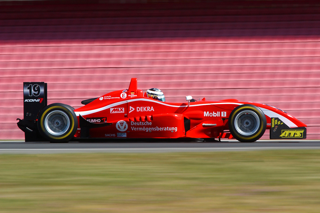 2007年ユーロF3に参戦したニコ・ヒュルケンベルグ（ASM）