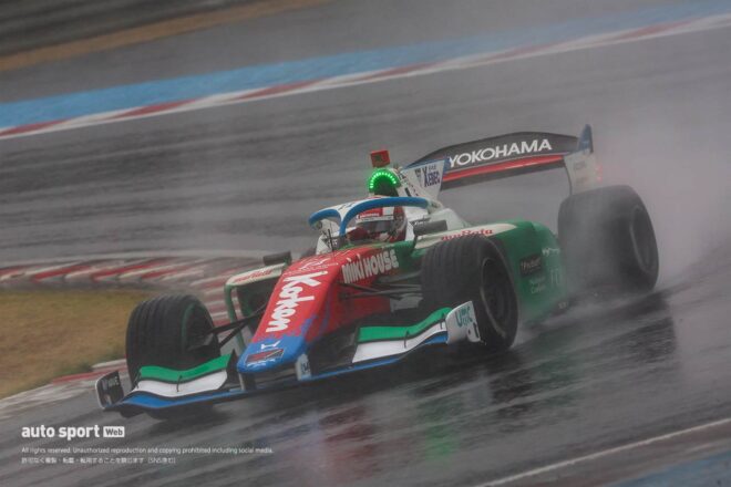 Juju（HAZAMA ANDO Triple Tree Racing）