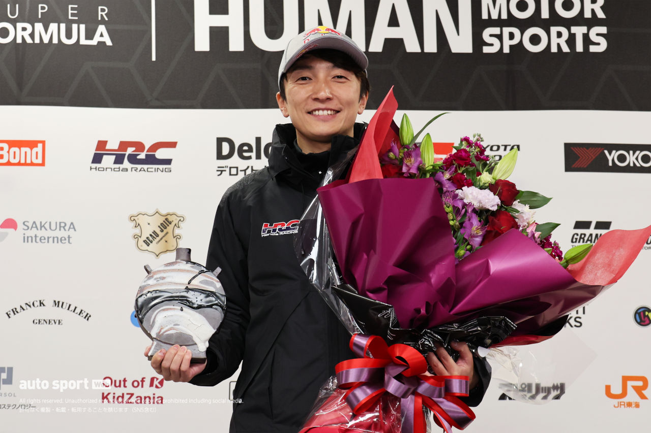 2度の王者・野尻智紀がスーパーフォーミュラ100戦出場達成「やっぱり僕はポールを獲って逃げ勝ちたい」貫く理想と強いプロ意識【会見全文】