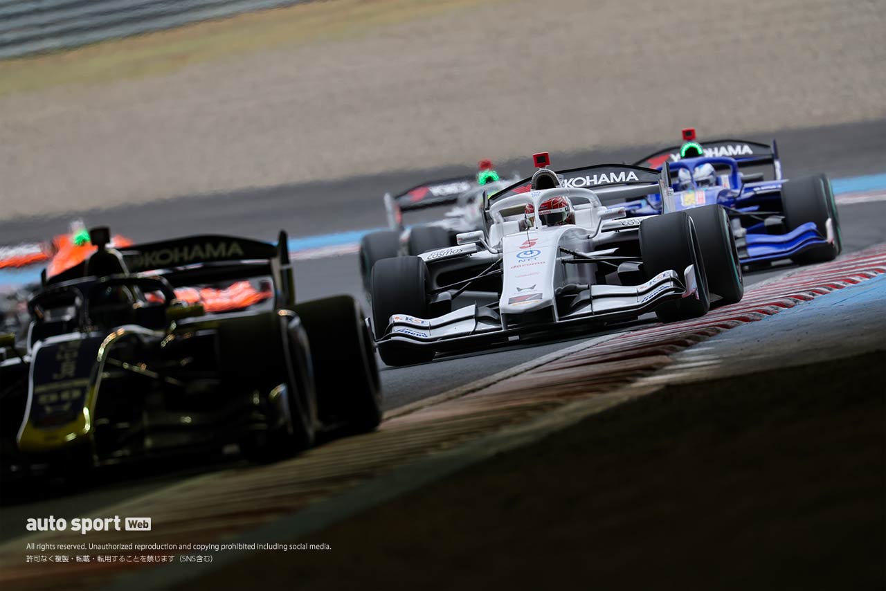 牧野任祐（DOCOMO TEAM DANDELION RACING）