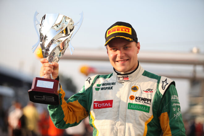 2011年GP3タイトルを獲得したバルテリ・ボッタス（ロータスART）