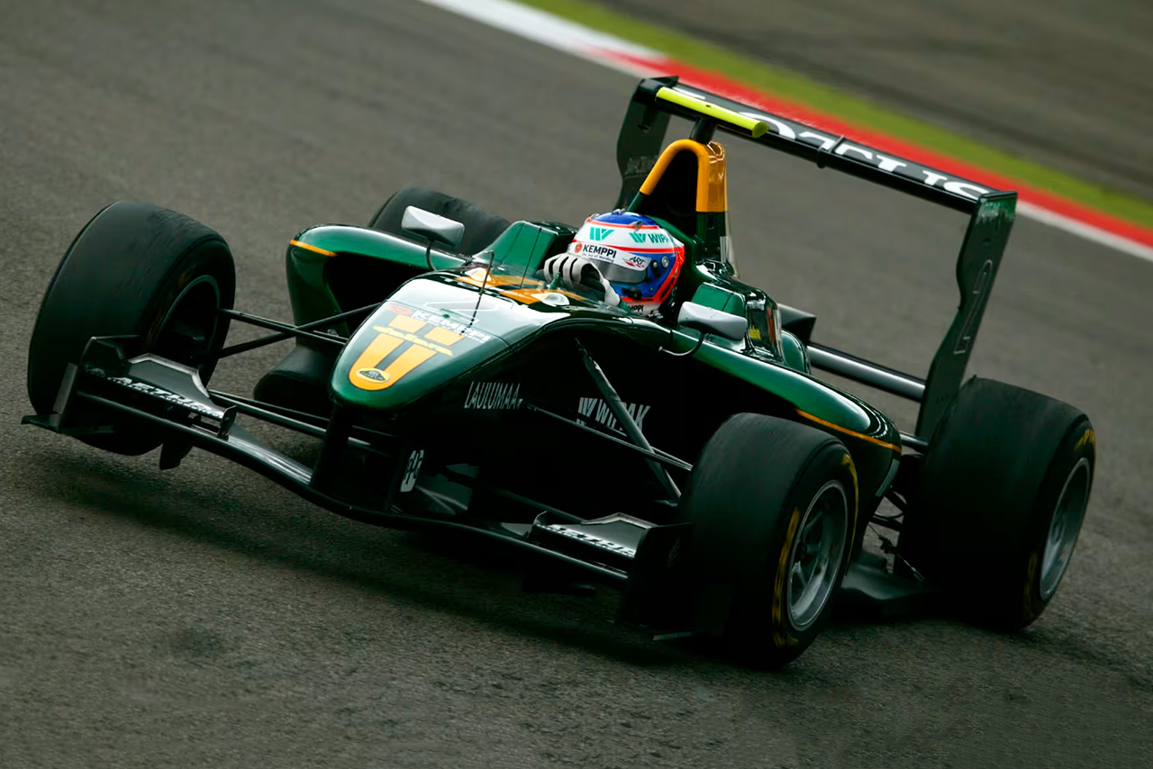 2011年GP3に参戦するバルテリ・ボッタス（ロータスART）