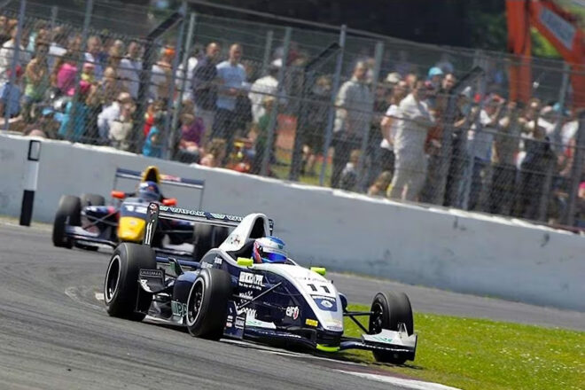 2008年ユーロカップ・フォーミュラ・ルノー2.0　バルテリ・ボッタス（モトパーク・アカデミー）