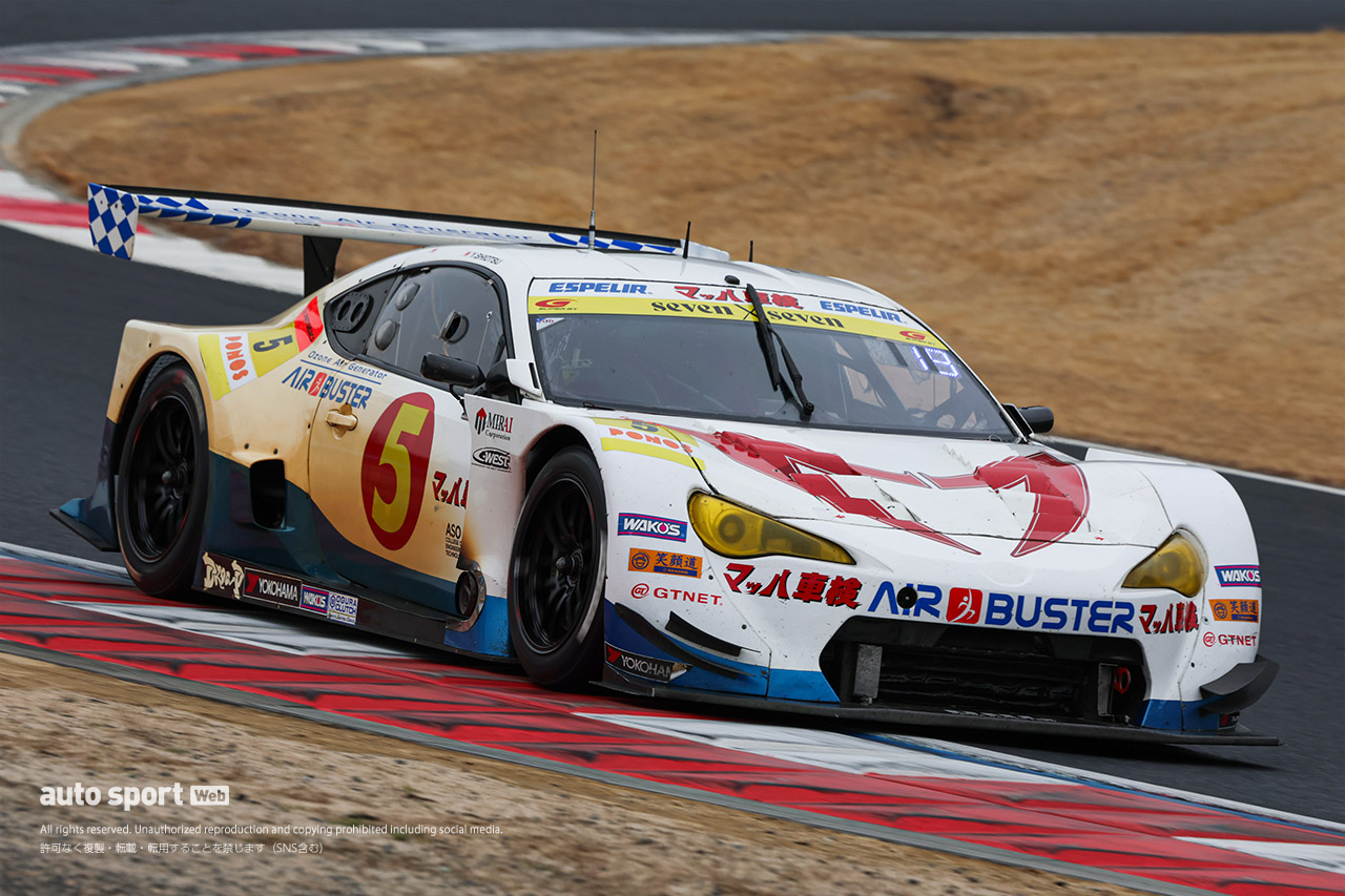 マッハ車検 エアバスター MC86 マッハ号（塩津佑介／荒尾創大）