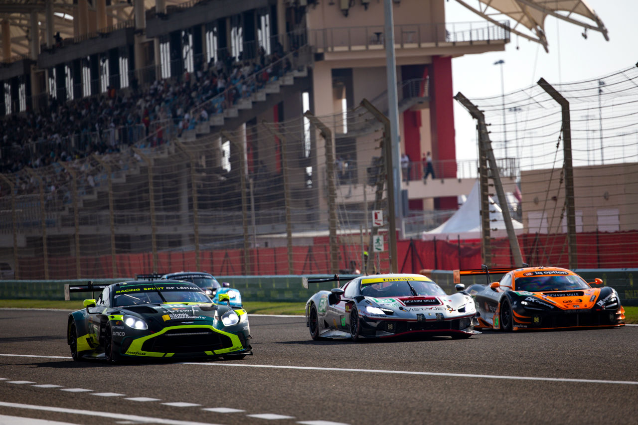 LMGT3クラスのバトル