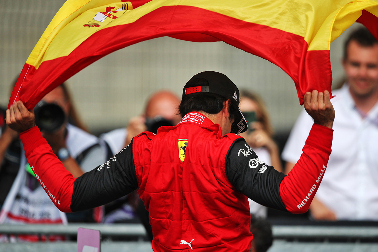 2022年F1第10戦イギリスGPでF1初優勝を飾ったカルロス・サインツ（フェラーリ）
