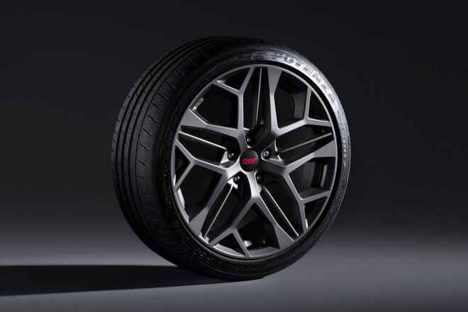 スバル／STI、WRXにバランスドエンジンや6速MTを装備した“STI Sport♯”を600台限定販売