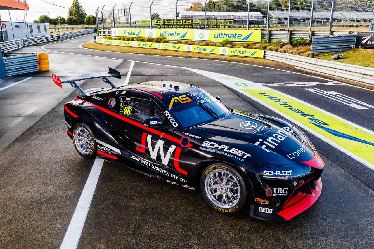 新型トヨタGRスープラ初優勝なるか。NZ連戦に向けBJRが新カラーを披露「雨と低速がカギになる」／RSC