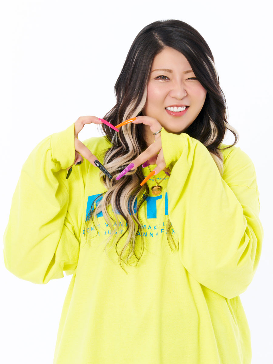 ABEMA『笑って学べる!! 超GTぱーてぃー』放送継続。第1戦ではぱーてぃーちゃんがグリーンフラッグを振る大役を交渉!?