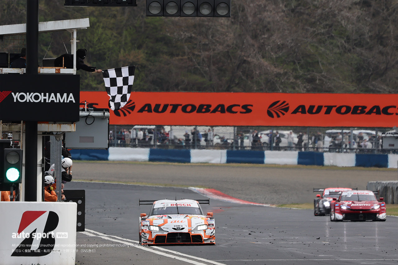 au TOM’S GR Supra（坪井翔／山下健太）