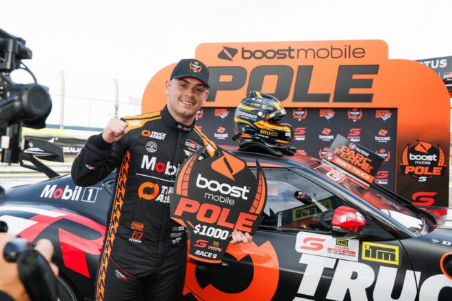 トヨタGRスープラ、低気圧襲来直前に初優勝。ライアン・ウッドがポール・トゥ・ウイン達成／RSC第3戦