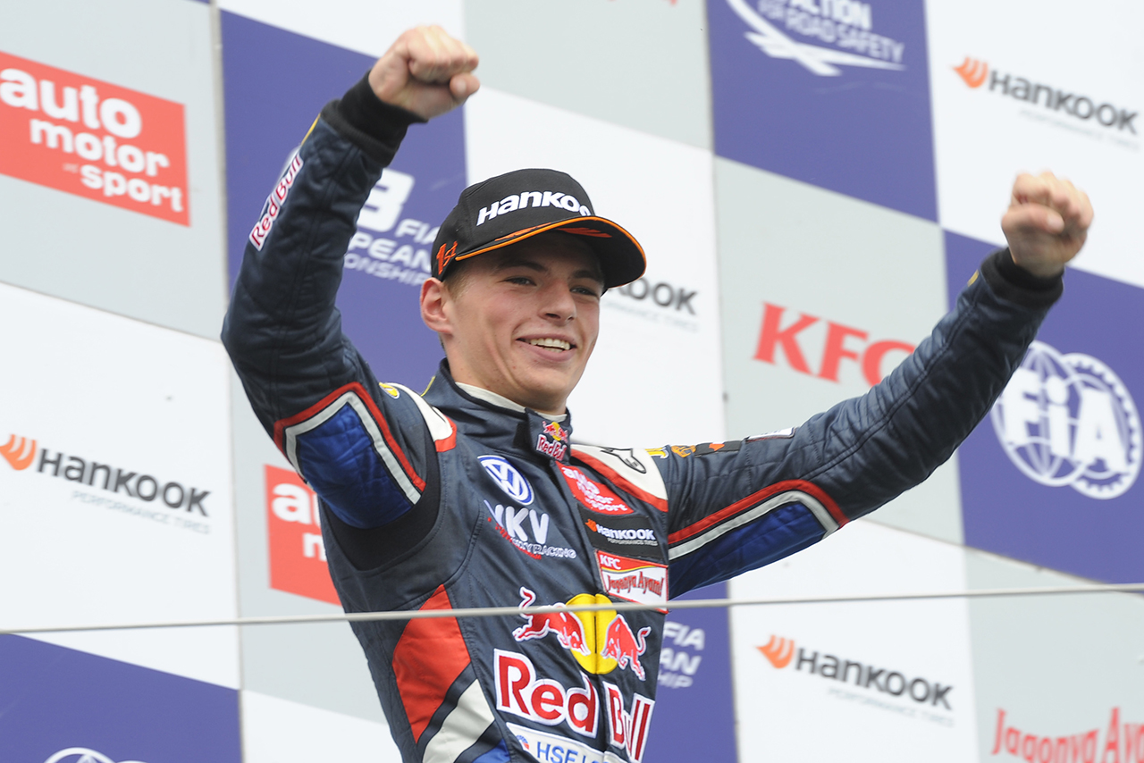 2014年FIA F3ヨーロピアン選手権第9戦ニュルブルクリンクより、レッドブルを纏ったマックス・フェルスタッペン