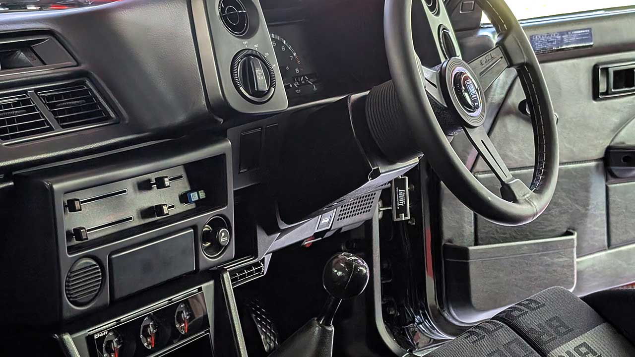 谷口信輝がEBBROアンバサダーに就任。AE85改86をモチーフにしたクラシック＆JDMミニカー開発を進める