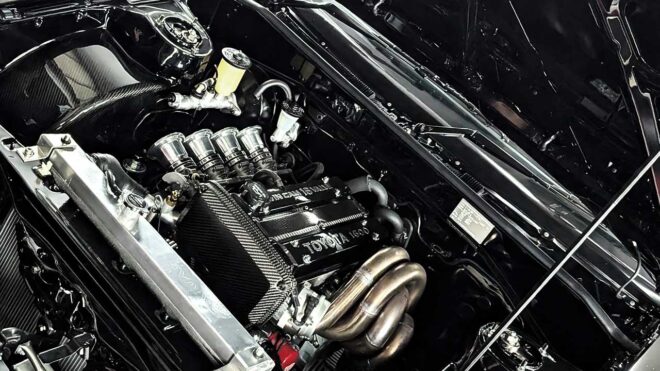 谷口信輝がEBBROアンバサダーに就任。AE85改86をモチーフにしたクラシック＆JDMミニカー開発を進める