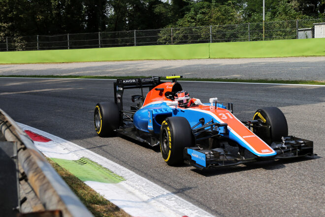 マノーから2016年F1に参戦したエステバン・オコン。ブラジルGPで12位となり、前任者リオ・ハリアントを上回る選手権23位となった
