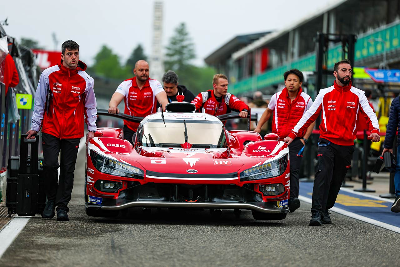 トヨタGR010ハイブリッド