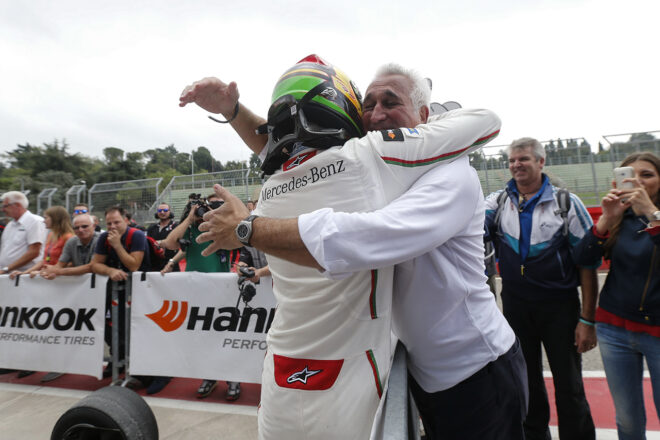 2016年FIA F3ヨーロピアン選手権でチャンピオンに輝いたランス・ストロール（プレマ・パワーチーム）、父ローレンス・ストロール