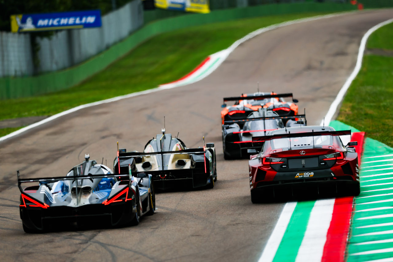 トヨタ1位、プジョーが2位／ミラーで識別／過去最多の見通しetc.【WECプロローグTopics】