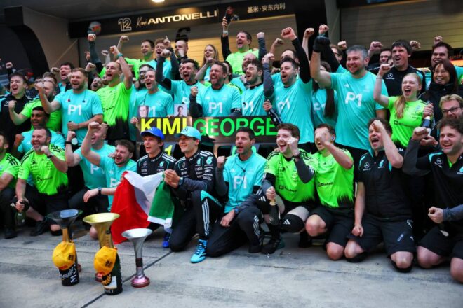 アンドレア・キミ・アントネッリ、ジョージ・ラッセル（メルセデス）