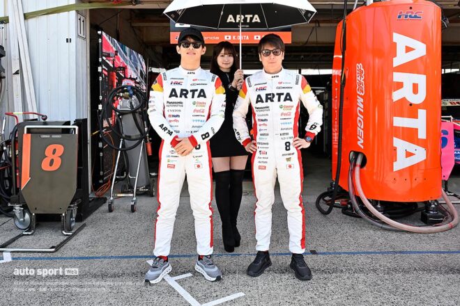 ほぼ全部見せます。2026年スーパーGTドライバーたちのレーシングスーツ姿＆レースアンバサダー（2）