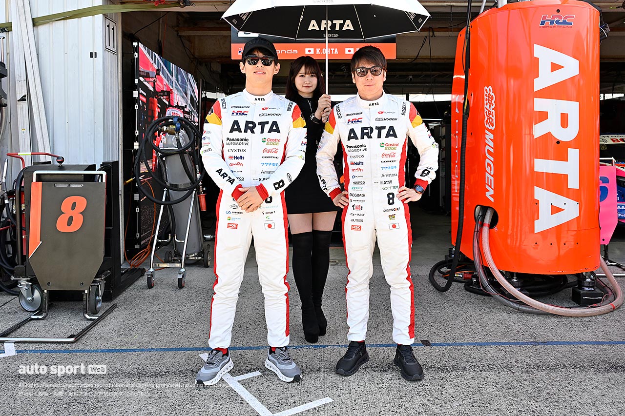 ほぼ全部見せます。2026年スーパーGTドライバーたちのレーシングスーツ姿＆レースアンバサダー（2）