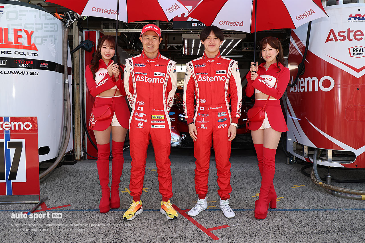 ほぼ全部見せます。2026年スーパーGTドライバーたちのレーシングスーツ姿＆レースアンバサダー（2）