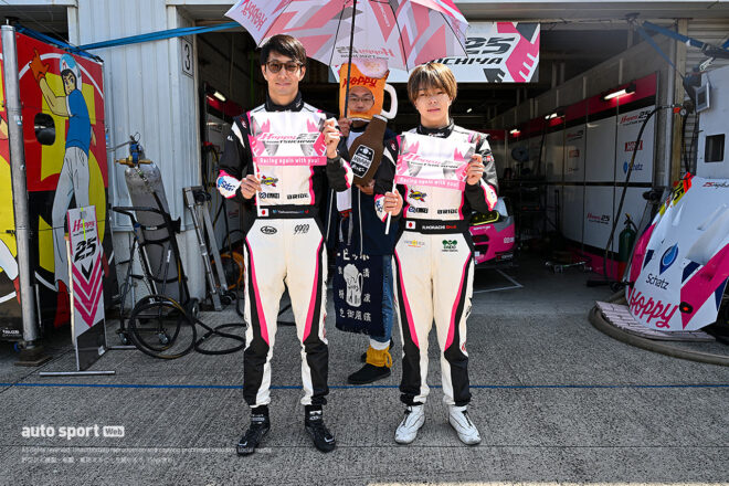 ほぼ全部見せます。2026年スーパーGTドライバーたちのレーシングスーツ姿＆レースアンバサダー（3）