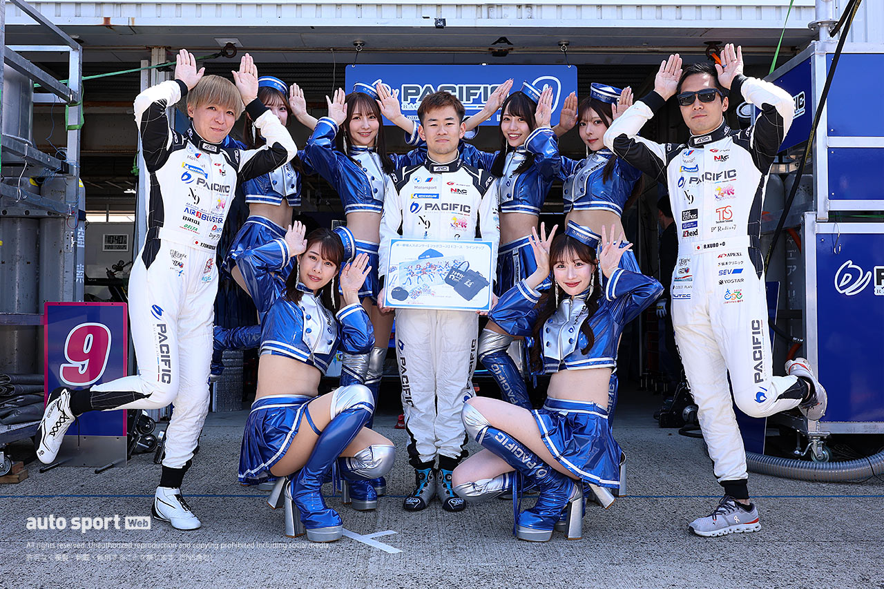 ほぼ全部見せます。2026年スーパーGTドライバーたちのレーシングスーツ姿＆レースアンバサダー（3）