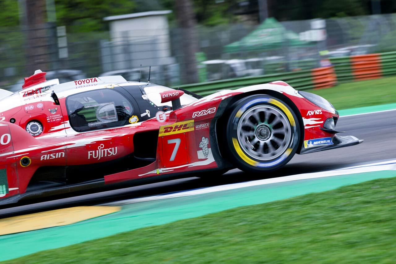 トヨタTR010ハイブリッド