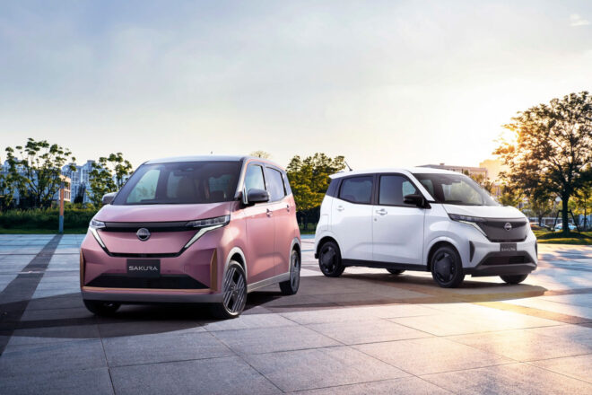ニッサンが軽EV『サクラ』をマイナーチェンジ。機能向上に加えカラードグリル採用の新意匠に