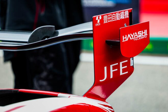 トヨタTR010ハイブリッド