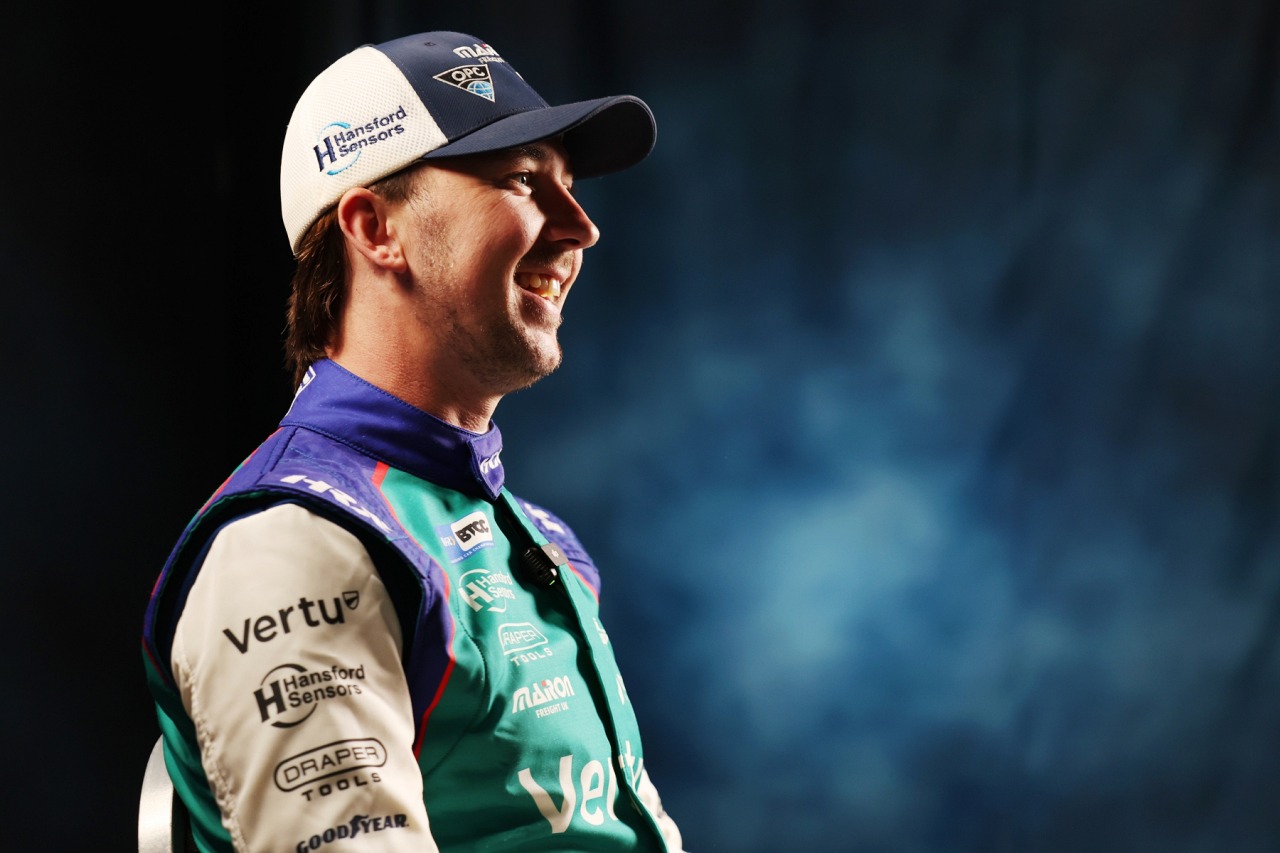 BTCC史上初の『予選レース』導入で世界生配信「ポール争いはさらに熾烈に」と王者も意気込み