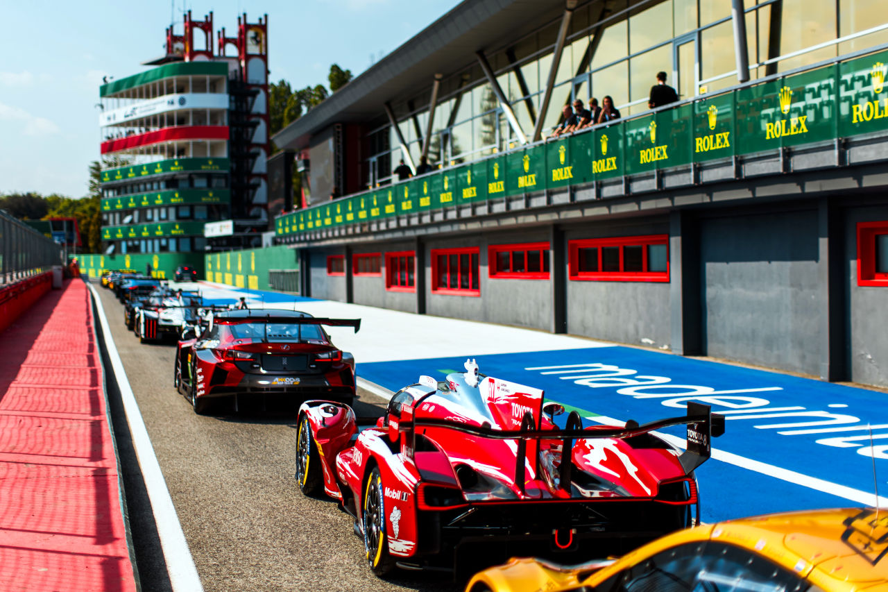 トヨタ2番手も「レースペースが重要」／新参ジェネシスが好発進？／苦手を克服中etc.【WEC開幕戦イモラ金曜Topics】