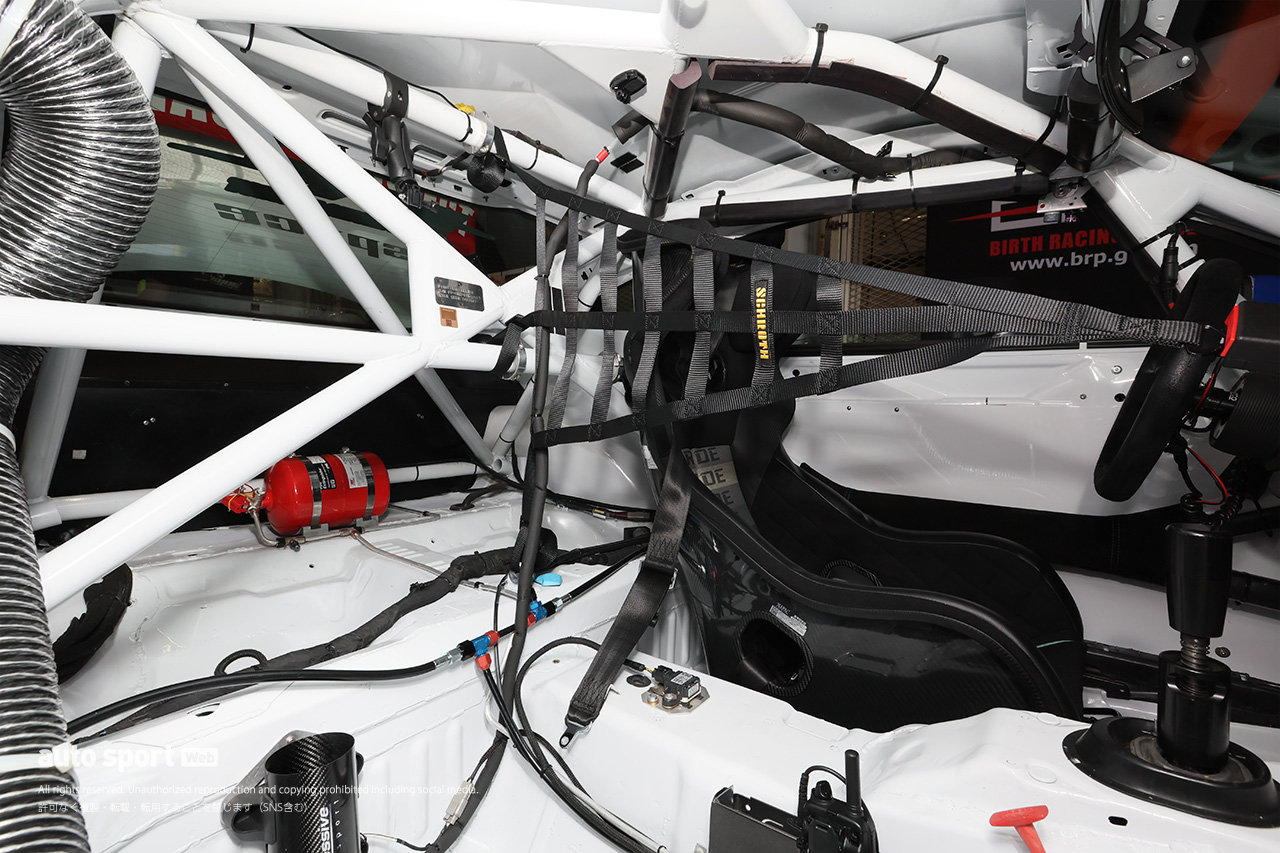 BRP★HOJUST MUSTANG DHR（猪爪杏奈／大野尊久／奥村浩一／竹本優月輝）