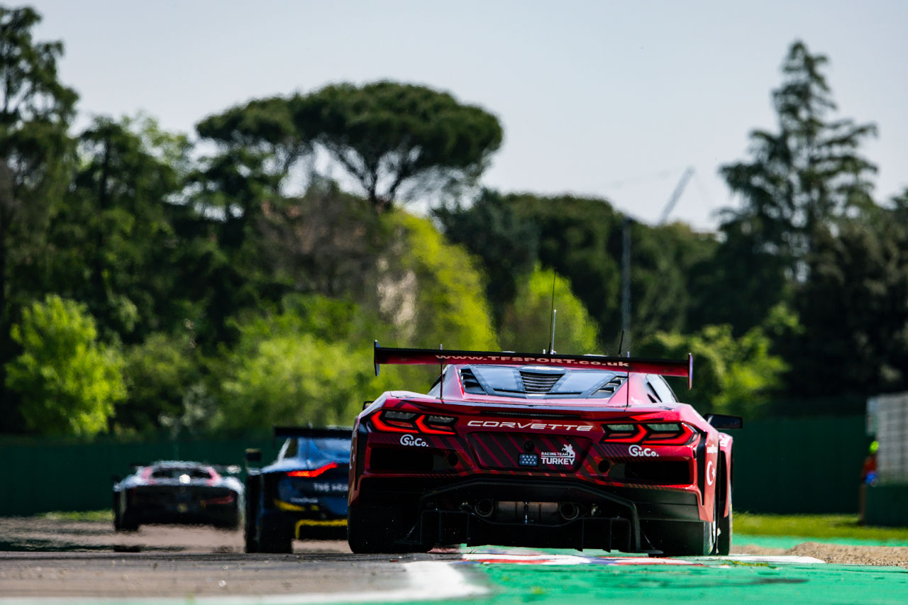 過去一番の僅差／キミ・アントネッリが来場／性能調整の非公開化に私見etc.【WEC第1戦イモラ予選日Topics】