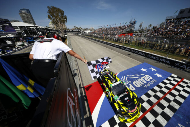 アキュラ＆MSRが悲願のロングビーチ初優勝。キャデラックに先行許すも展開が味方／IMSA第3戦