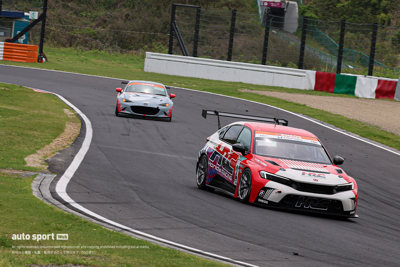 CIVIC TYPE R HRC Concept （大津弘樹／新原光太郎／辻本始温）