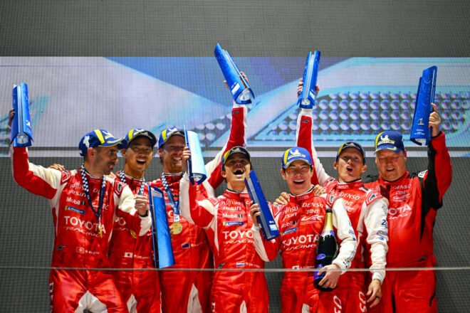 トヨタの改良型マシン『TR010ハイブリッド』がデビューウイン。チームワークでフェラーリを下し節目の50勝達成【WEC第1戦イモラ／後半レポート】