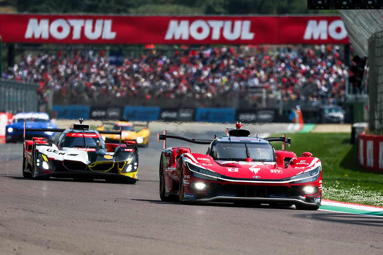 トヨタTR010ハイブリッド