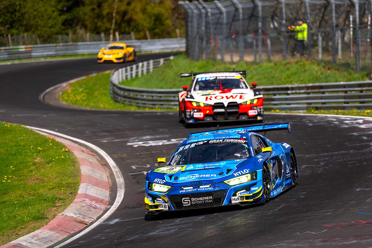 アウディR8 LMS GT3