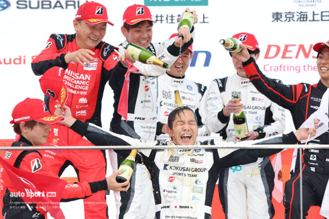 「ボトムを落とした」久保と「ミラーに映るスピードを変えた」富田の読み合い。ケイマンとフェアレディZが最終盤にクリーンバトル