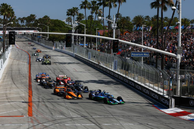 2026年NTTインディカー・シリーズ第5戦ロングビーチ・グランプリ決勝レースのスタートシーン