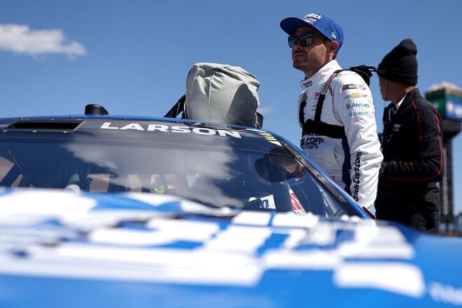 タイラー・レディックの“魔法”は継続。終盤の接触やトラブルの逆境も乗り越え今季5勝目／NASCAR第9戦