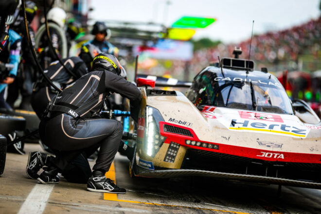 進化したキャデラックの感触は良好も、悔しいペナルティに泣いたスティーブンス「結果には失望」／WEC開幕戦イモラ